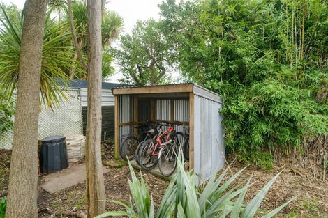 Photo of property in 22 Savage Crescent, West End, Palmerston North, 4412