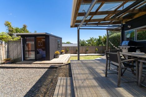 Photo of property in 33a Uenuku Avenue, Raglan, 3225