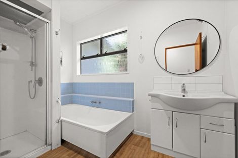 Photo of property in 1/16 Guthrie Road, Havelock North, 4130