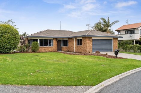 Photo of property in 11 Reef Avenue, Papamoa Beach, Papamoa, 3118