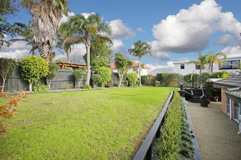 Photo of property in 21 Tralee Terrace, Dannemora, Auckland, 2016