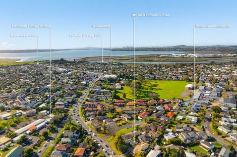 Photo of property in 209b Edmonton Road, Te Atatu South, Auckland, 0610
