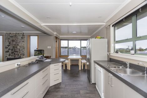 Photo of property in 16 Argyle Street, Weston, Oamaru, 9401