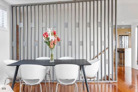 Photo of property in 26 Peter Terrace, Castor Bay, Auckland, 0620