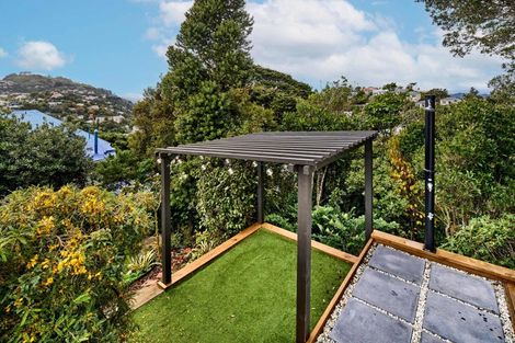Photo of property in 10 Raroa Road, Kelburn, Wellington, 6012