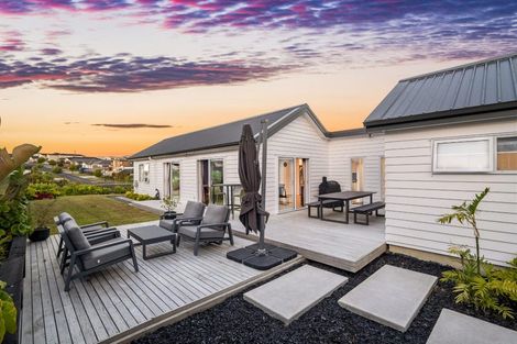 Photo of property in 58 Riverhead Point Drive, Riverhead, 0820