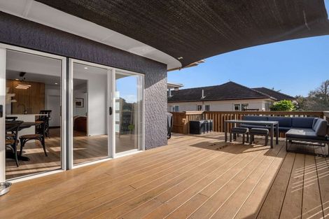 Photo of property in 20 Valley Road, Pukekohe, 2120