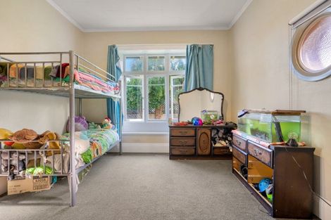 Photo of property in 9 Prince Street, Winton, 9720