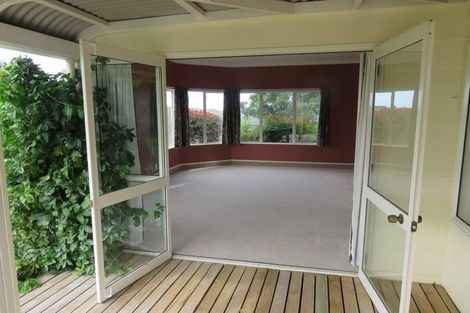Photo of property in 69 Pirau Road, Fernhill, Napier, 4183