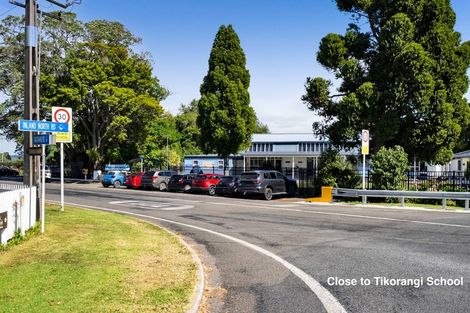 Photo of property in 8 Tikorangi Road East, Tikorangi, 4383