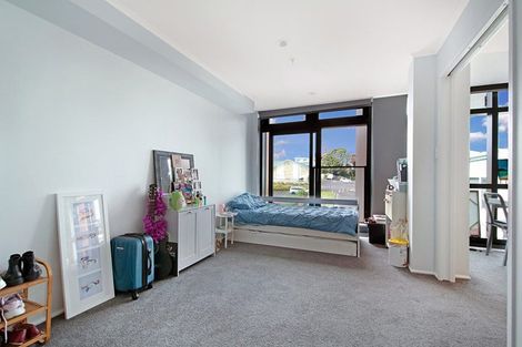 Photo of property in Westward Park Estate, 14e/30 Westward Ho, Glen Eden, Auckland, 0602