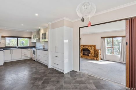 Photo of property in 189 Tararua Road, Levin, 5571