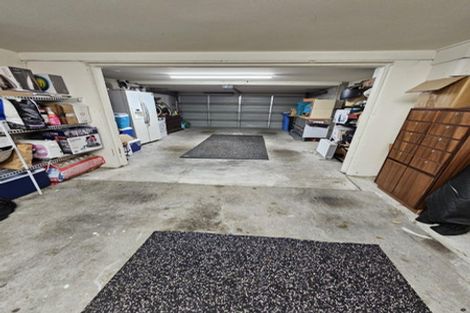 Photo of property in 222 Oriental Parade, Oriental Bay, Wellington, 6011