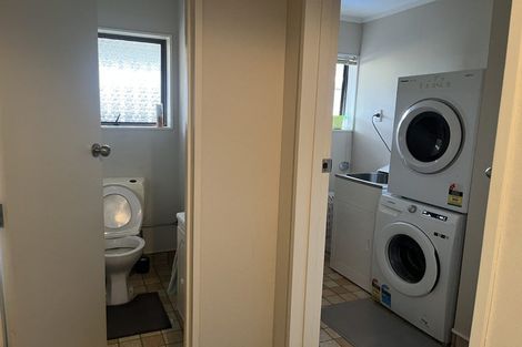 Photo of property in 6 Caulfield Place, Awapuni, Palmerston North, 4412