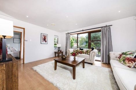 Photo of property in 86 Ayton Drive, Totara Vale, Auckland, 0629