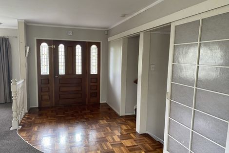 Photo of property in 121 Chamberlain Road, Massey, Auckland, 0614