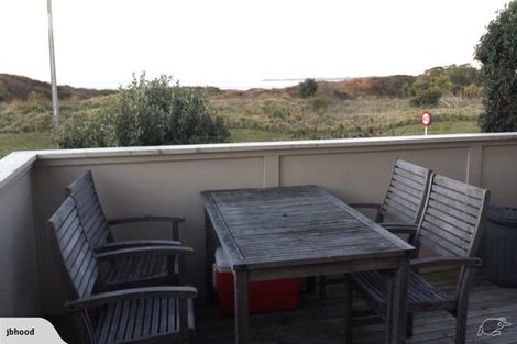 Photo of property in 828a Papamoa Beach Road, Papamoa Beach, Papamoa, 3118