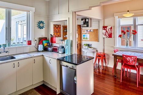 Photo of property in 156 Waiwhetu Road, Waterloo, Lower Hutt, 5011