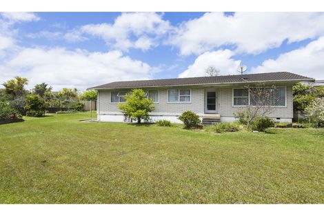 Photo of property in 9 Gregg Place, Sunnyvale, Auckland, 0612