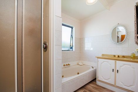 Photo of property in 2 Kaimera Court, Feilding, 4702