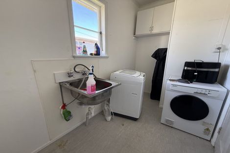 Photo of property in 192 Rathgar Road, Henderson, Auckland, 0610