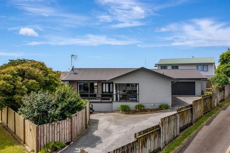 Photo of property in 51 Osprey Drive, Welcome Bay, Tauranga, 3112