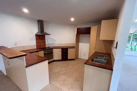 Photo of property in 3 Lake Panorama Drive, Henderson, Auckland, 0612