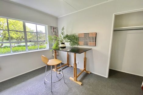 Photo of property in 14 Papawai Road, Greytown, 5712