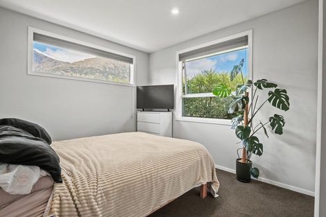 Photo of property in 10 Coburn Place, Lake Hayes, Queenstown, 9304