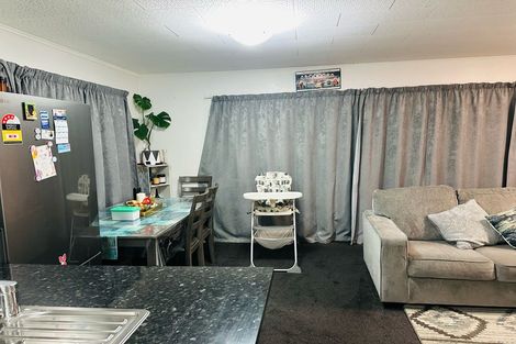 Photo of property in 1 Rimu Road, Raumati Beach, Paraparaumu, 5032