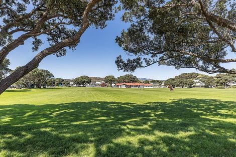 Photo of property in 42 Monro Street, Seatoun, Wellington, 6022