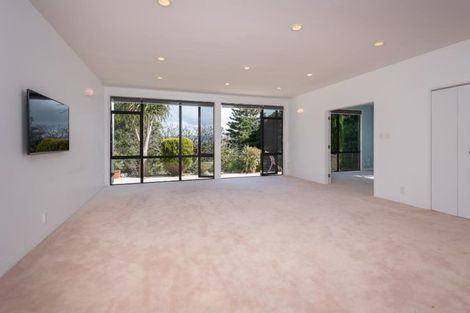 Photo of property in 65 Nevay Road, Miramar, Wellington, 6022