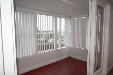 Photo of property in 24 Marion Avenue, Mount Roskill, Auckland, 1041