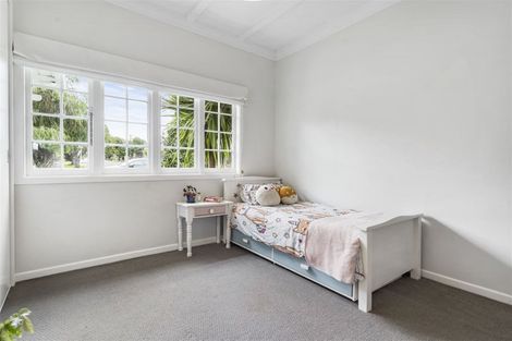 Photo of property in 30 Lambeth Road, Mount Eden, Auckland, 1041