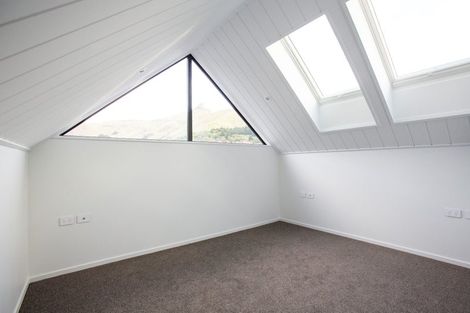 Photo of property in 4/11 Truscotts Road, Heathcote Valley, Christchurch, 8022