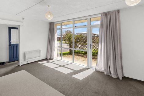 Photo of property in 2/18 Carnot Street, Glenholme, Rotorua, 3010