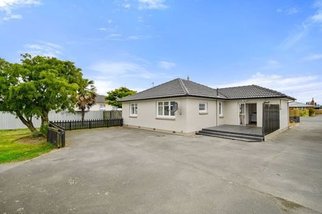 Photo of property in 72 Mcmurdo Street, Tinwald, Ashburton, 7700