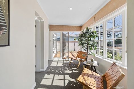 Photo of property in 129 Messines Road, Karori, Wellington, 6012