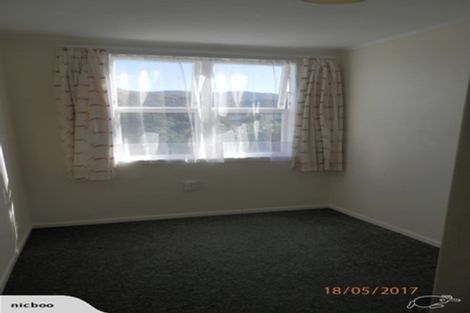 Photo of property in 7 Bristol Street, Island Bay, Wellington, 6023