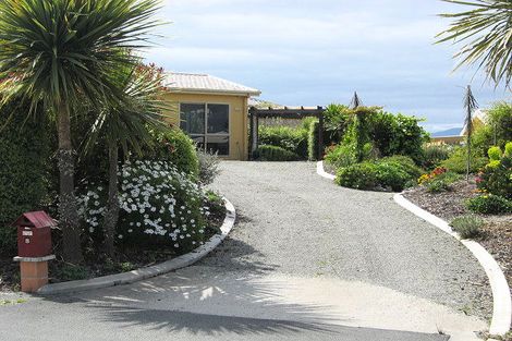 Photo of property in 8 Coutts Place, Mapua, 7005