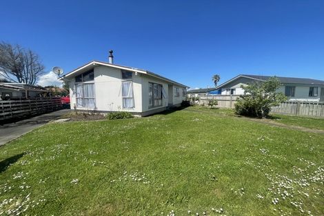 Photo of property in 107 Hyperion Drive, Randwick Park, Auckland, 2105