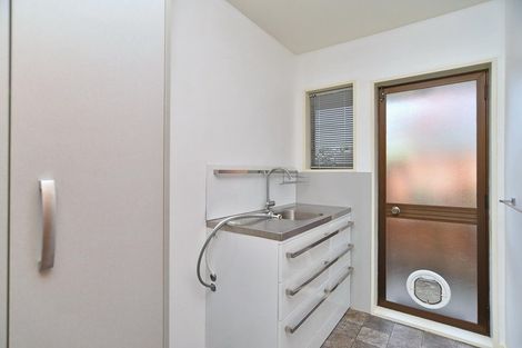 Photo of property in 7 Creese Place, Redwood, Christchurch, 8051