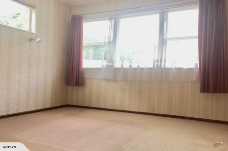 Photo of property in 57 Chatsworth Crescent, Pakuranga Heights, Auckland, 2010