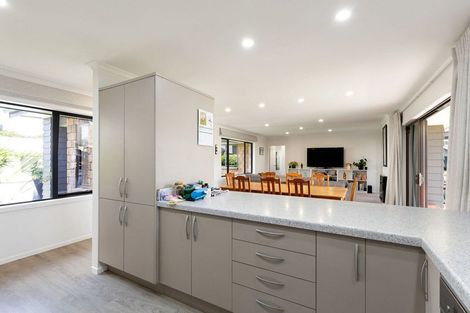 Photo of property in 18 Watkins Road, Cambridge, 3434