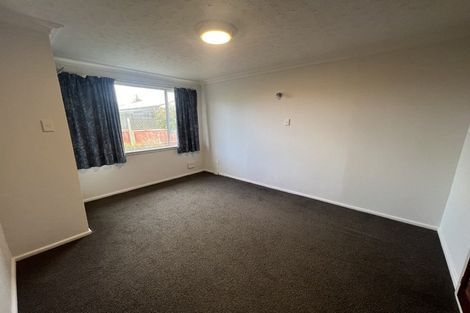 Photo of property in 16 Sawyers Arms Road, Northcote, Christchurch, 8052