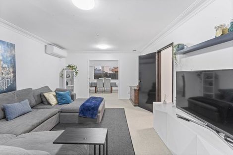 Photo of property in 18a Sunnyside Crescent, Papatoetoe, Auckland, 2025