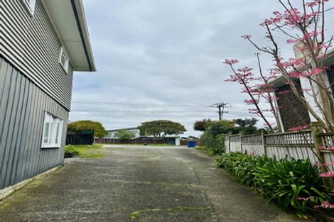 Photo of property in 101 Stanley Road, Glenfield, Auckland, 0629