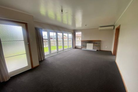 Photo of property in 4 Thornton Place, Melville, Hamilton, 3206