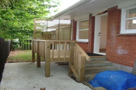 Photo of property in 4/8 Tawera Road, Greenlane, Auckland, 1051