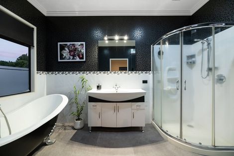 Photo of property in 8a Anchorage Grove, Maungatapu, Tauranga, 3112